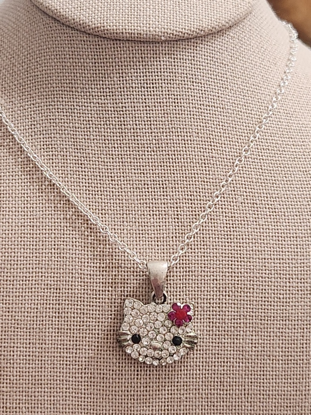 New Kitty / Cat Crystal Pave Charm on a Silver-tone Necklace 18" Cable Chain